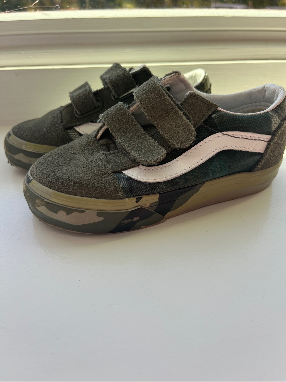 Vans Kids Olive Camo Velcro Sneakers with White Side Stripe